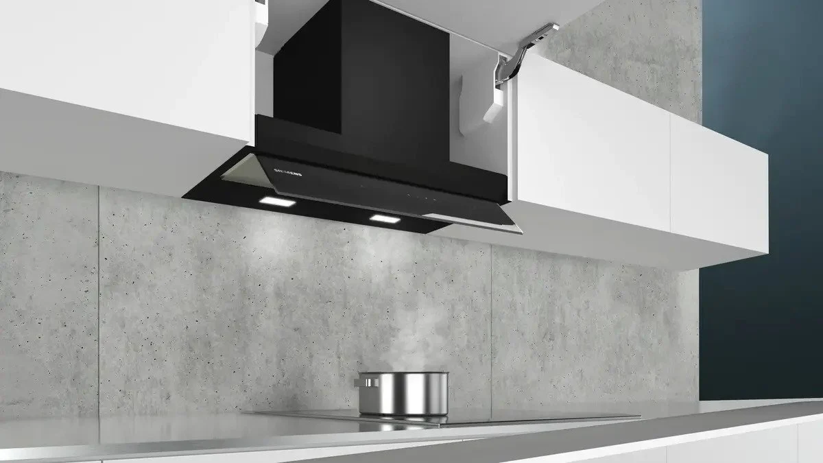 Siemens Integrated Hood LJ67BAM60B-CLEARANCE - Black And Glass - Image 8