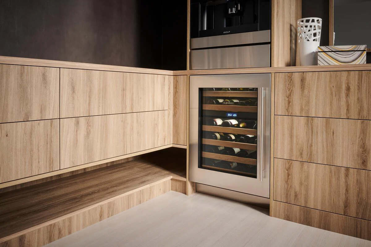 Sub-Zero Built In Wine Cooler ICBDEU2450W-L - Integrated - Image 3