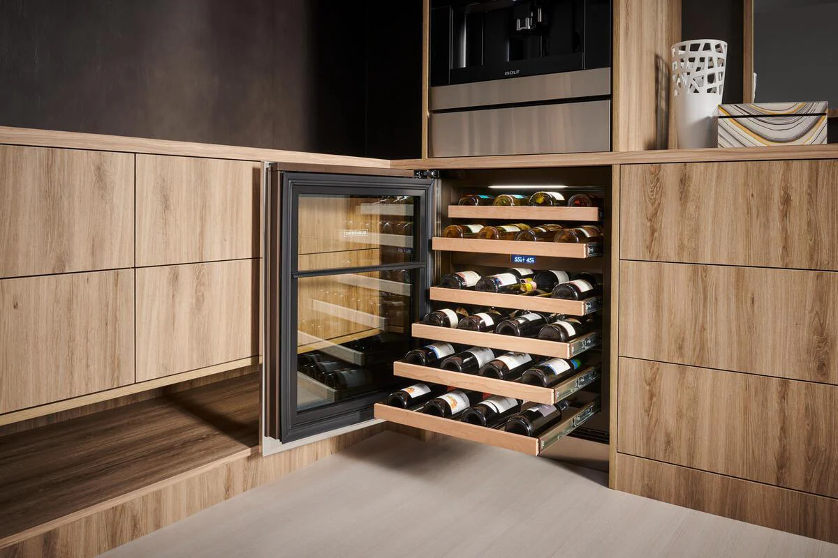 Sub-Zero Built In Wine Cooler ICBDEU2450W-L - Integrated - Image 4